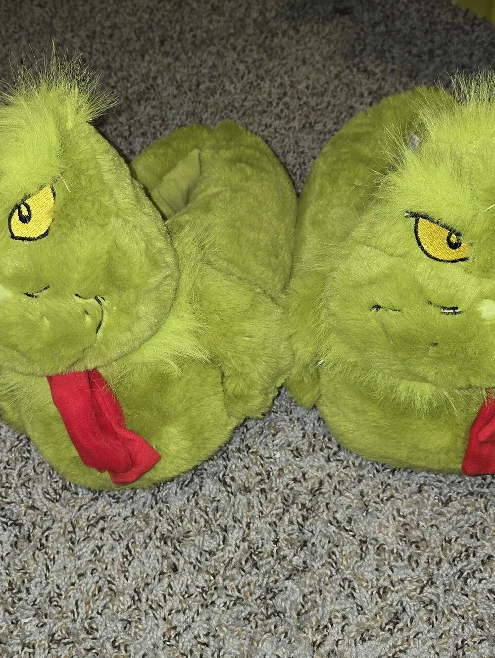Christmas Grinch slippers US Men Size 10/11